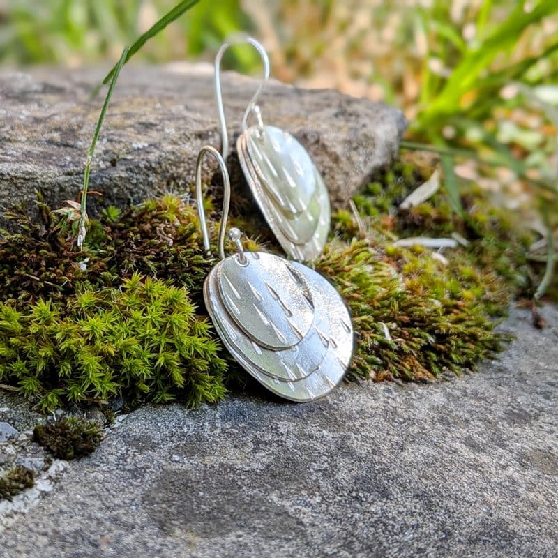 Boucles d'oreilles contemporaines en argent Boucles d'oreilles contemporaines en argent