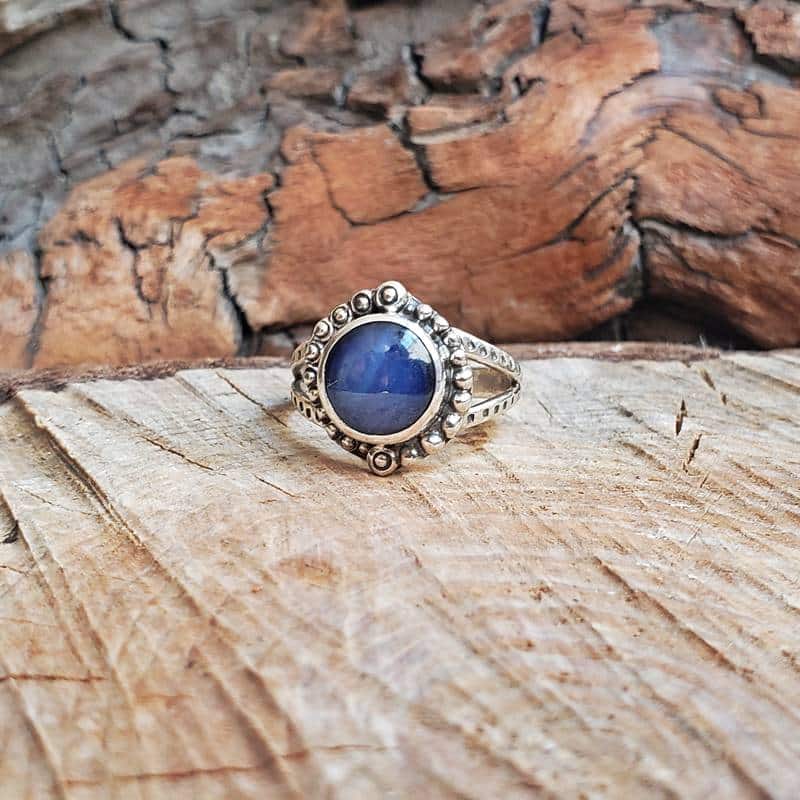 Bague en saphir étoilé argent Bague en saphir étoilé argent