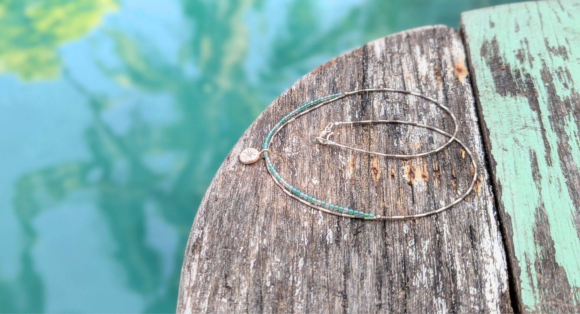 Colliers argent et pierres fines