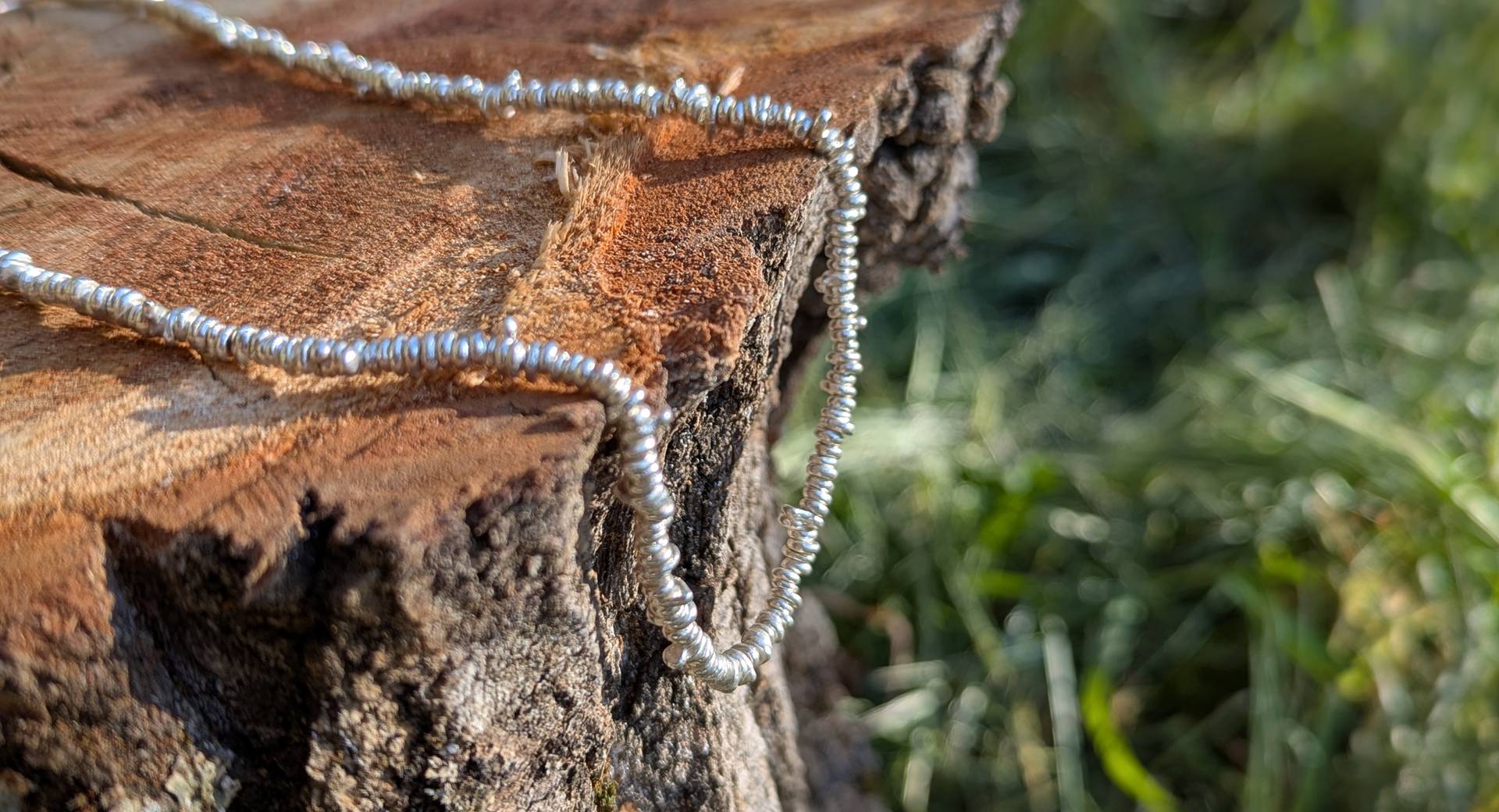 Bijoux artisanaux en agent massif