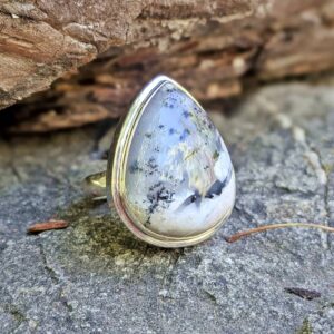 Bague en opale dendritique argent