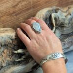 Grosse bague en pierre de lune argent