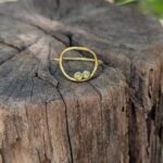 Bague anneau péridot PETIT NID