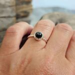 Bague argent et saphir noir