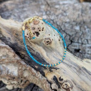 Bracelet fin en pierres naturelles d'apatite