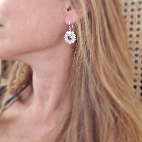 Boucles d'oreilles MANDALA en argent et grenat