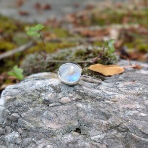 Bague de créateur en pierre de lune