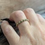 Bague fine texturée feston