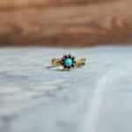 Stillanlegur tyrkisblár sólhringur