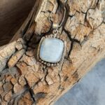 Pendentif ethnique argent et pierre de lune