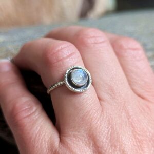 Bague artisanale pierre de lune argent ARYA