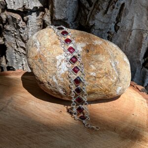 Bracelet grenat en argent