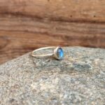 Bague fine argent et labradorite ovale