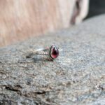 Bague fine grenat argent TIKA