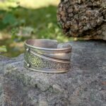Bracelet large en argent filigrané du Népal