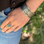 Bracelet manchette en argent filigrane Népal