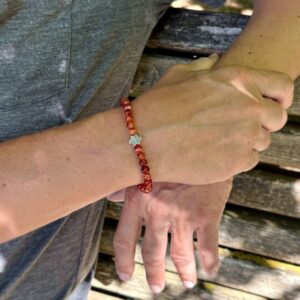 Bracelet porte bonheur rouge ANCRAGE