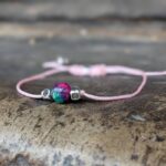 Bracelet cordon rose avec rubis zoïsite solitaire