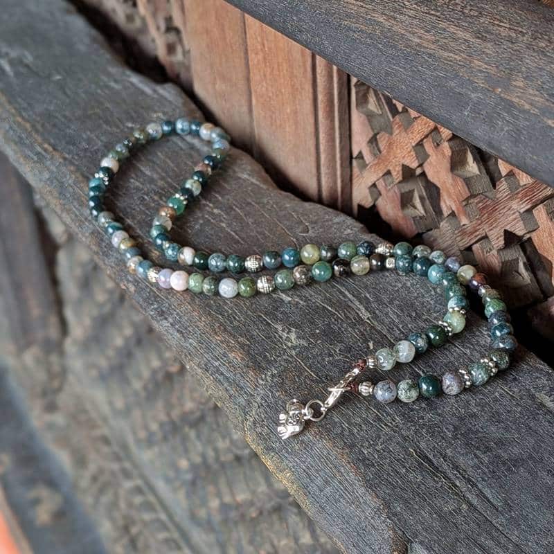 Collier sautoir en perles de jaspe vert MOUSSE Collier sautoir en perles de jaspe vert MOUSSE