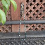 Collier sautoir en perles de jaspe vert MOUSSE