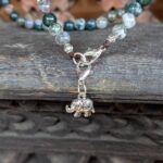 Collier sautoir en perles de jaspe vert MOUSSE
