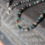 Collier sautoir en perles de jaspe vert MOUSSE