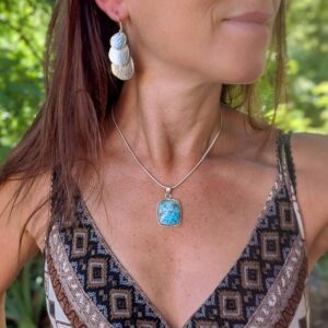 Pendentif artisanal argent et shattuckite