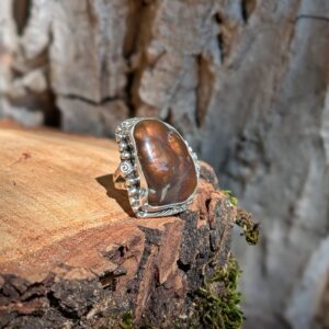 Bague ethnique ajustable en agate brune