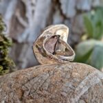 Bague ethnique ajustable en agate brune