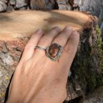 Bague ethnique ajustable en agate brune