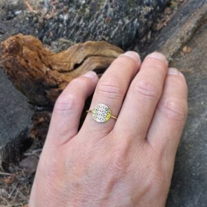 Bague fine réglable fleur de vie