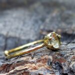 Bague fine solitaire en citrine