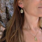 Boucles d'oreilles arbre de vie dorées rectangles